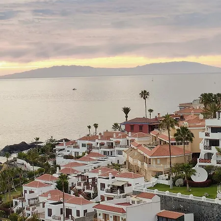 Luna De Opalo * Puerto de Santiago (Tenerife)