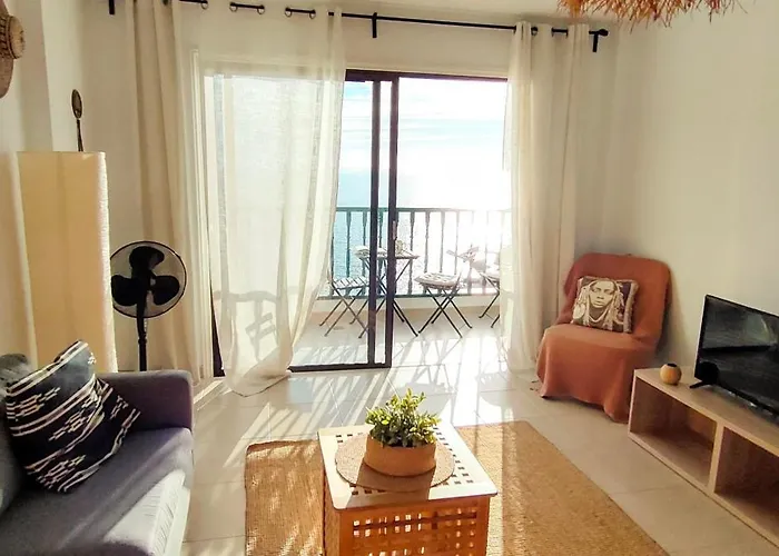 Luna De Opalo * Puerto de Santiago (Tenerife)