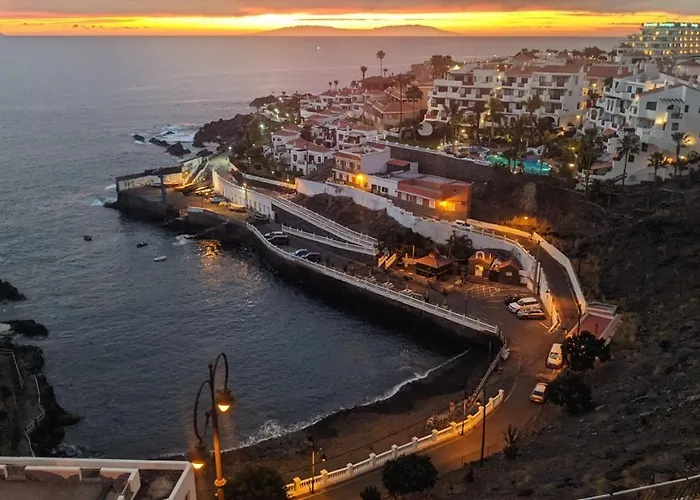 Luna De Opalo * Puerto de Santiago (Tenerife)